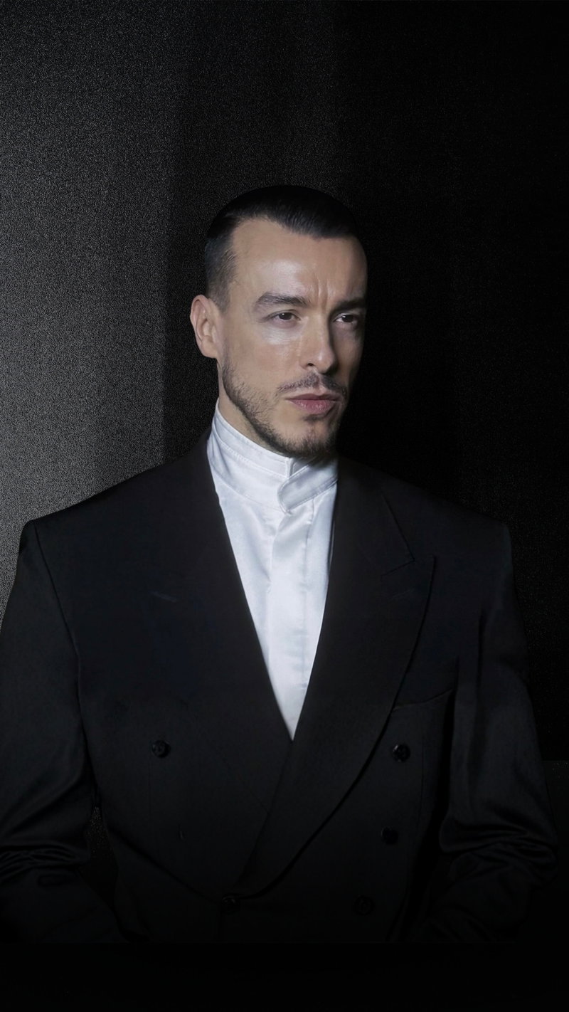 Cem Adrian